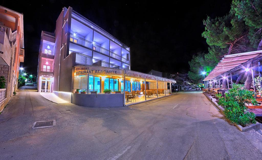 Hotel Nano Drvenik  Luaran gambar